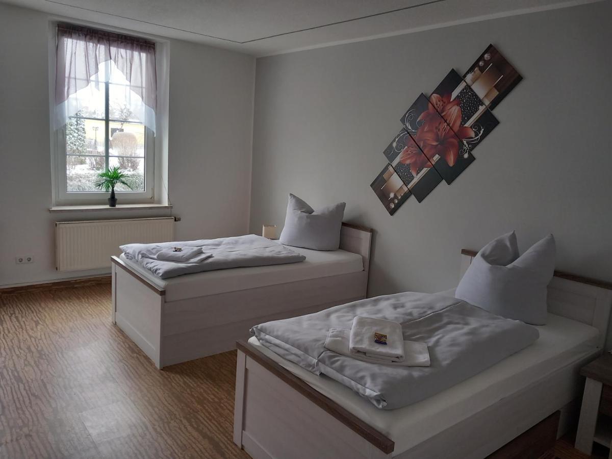 Hotel Eintracht ミットヴァイダ エクステリア 写真